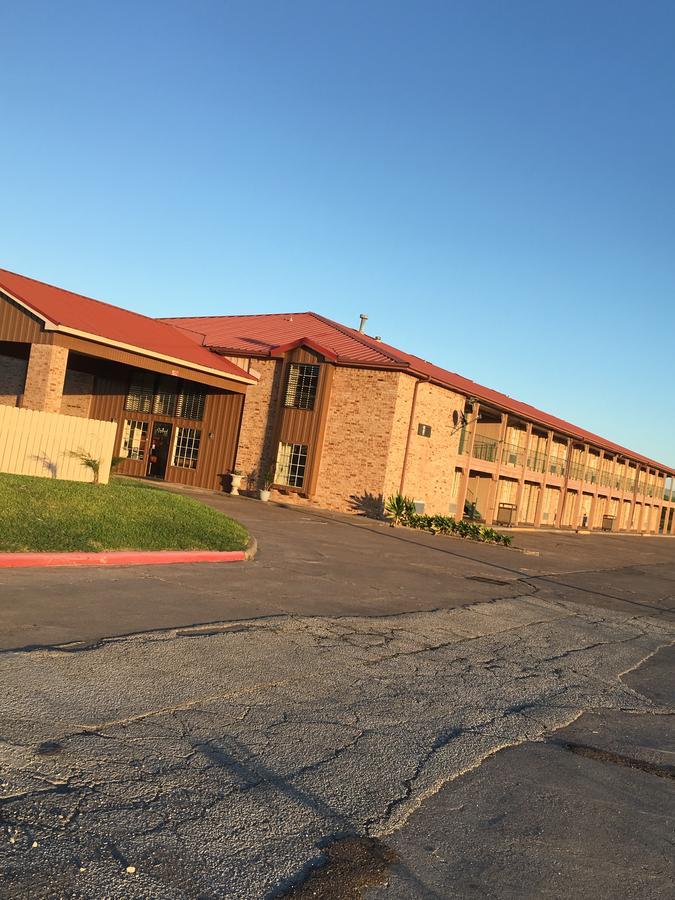 Chaparral Motel Порт-Лавака Экстерьер фото