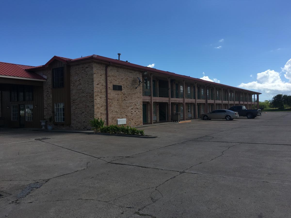 Chaparral Motel Порт-Лавака Экстерьер фото