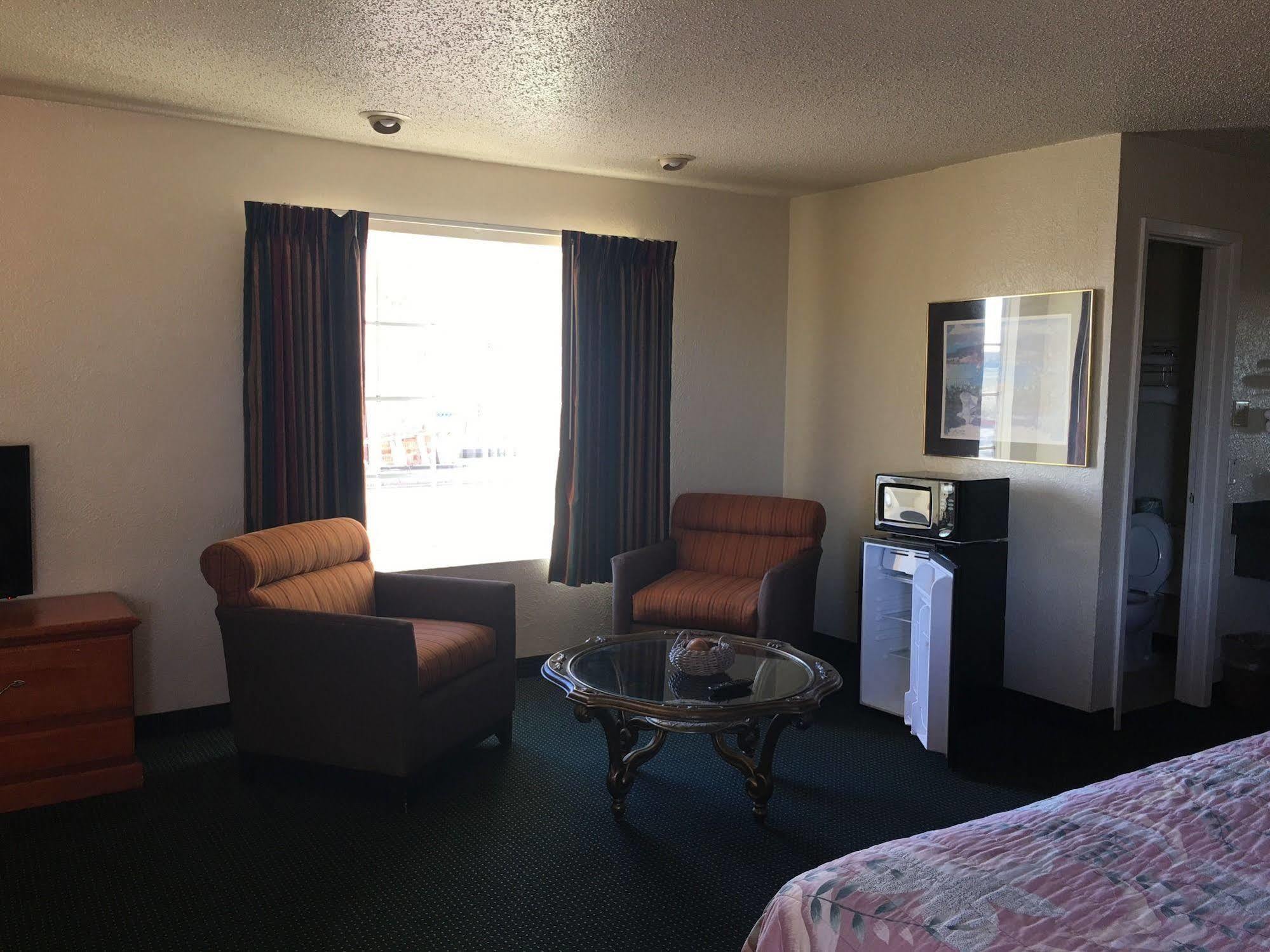 Chaparral Motel Порт-Лавака Экстерьер фото