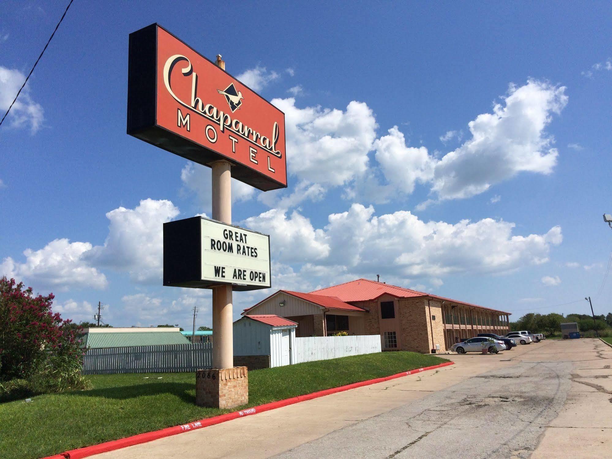 Chaparral Motel Порт-Лавака Экстерьер фото